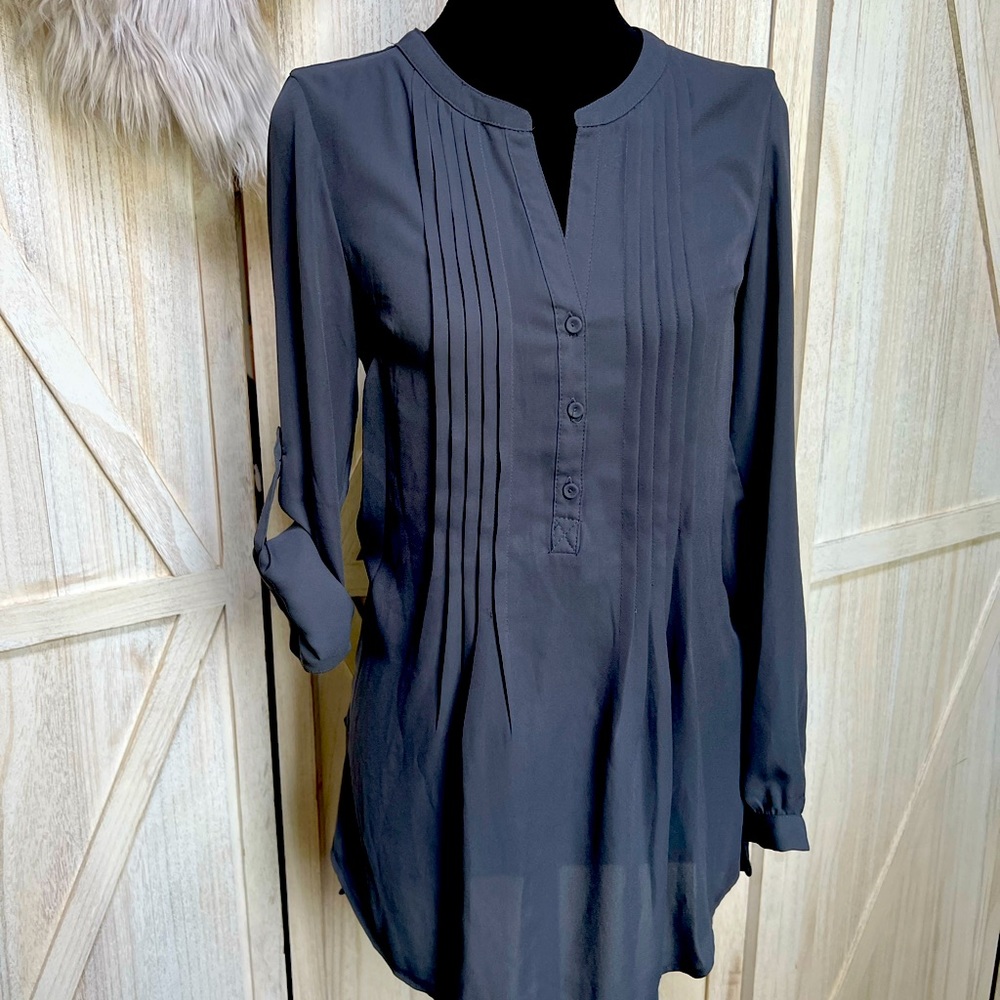 DR2  Long sleeves lady blouse